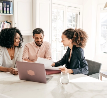 Guides - how to make an offer - Cubitt & West